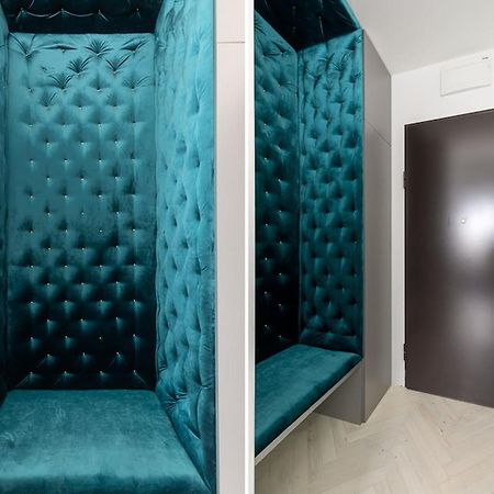 Gagarina 33 - Colorful Studio By Noclegi Renters Warsawa Bagian luar foto